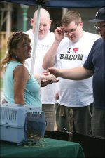 iluvbacon.jpg