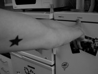 Tat_BlckStar.jpg